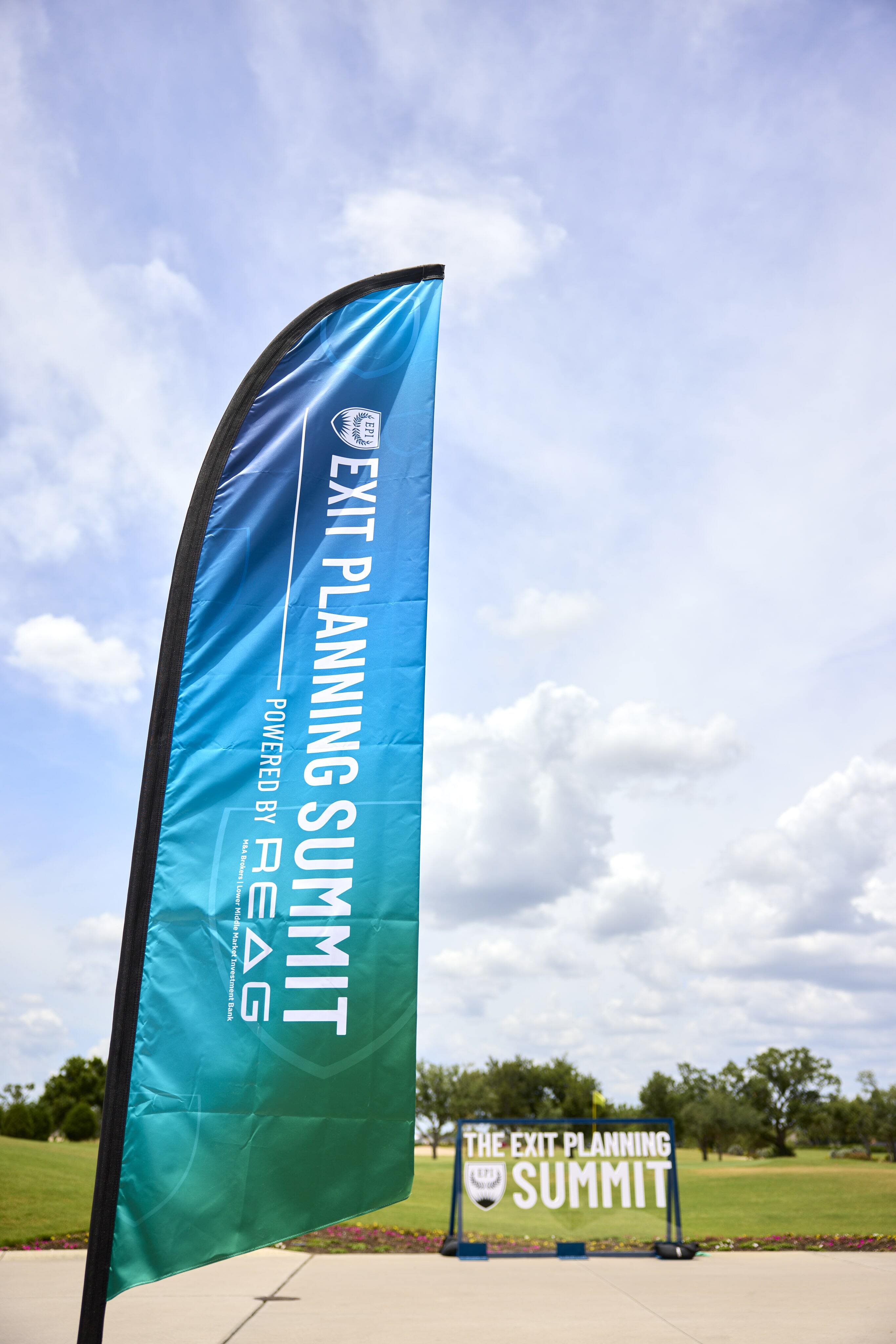 2025-summit-golf-outing-flag